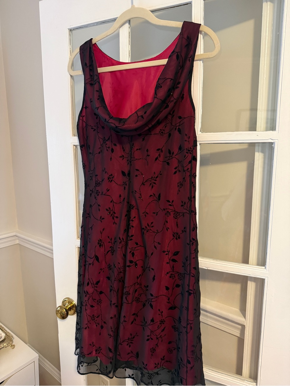 Vintage Chelsea Nites Sleeveless Pink Dress with Black Floral Overlay - Picture 4 of 10